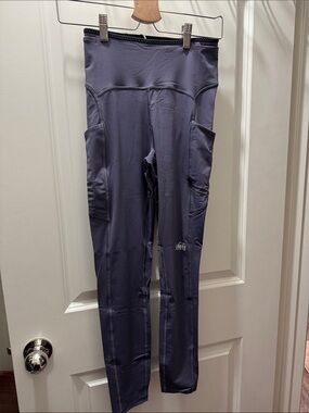 REI Women's Slate Navy Performance Leggings with Side Pockets